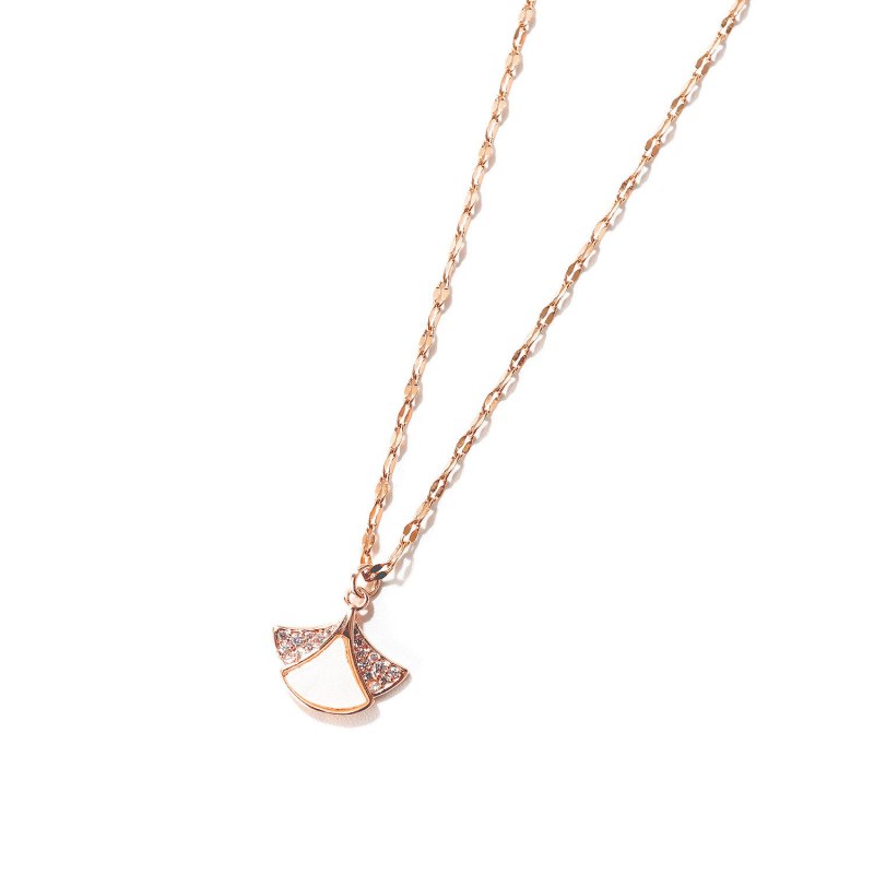 New Korean Shell with Diamond Skirt Women's Titanium Steel Necklace Simple Gift for Girls Gb010