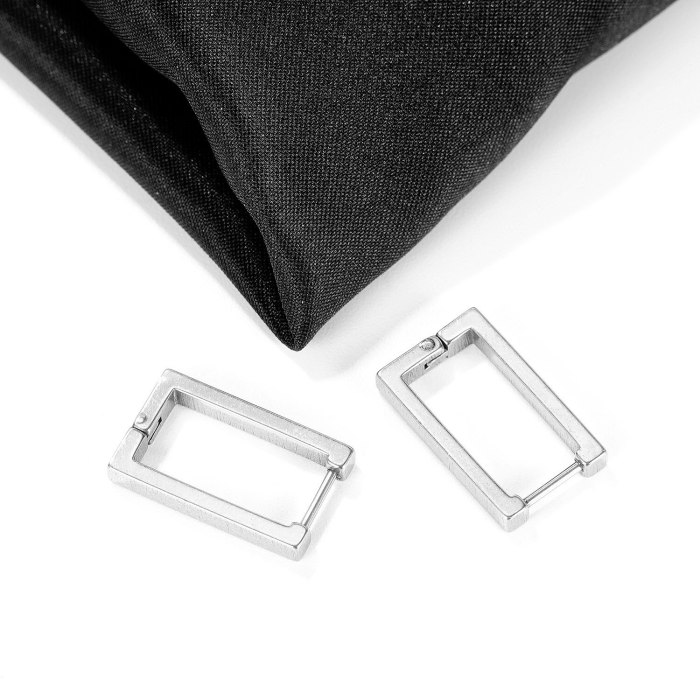 Korean Version of Simple Temperament Studs Geometry Titanium Steel Personality Men's Earrings Earrings Wholesale Gb633