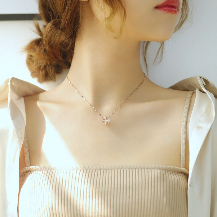 Japanese and Korean Fashion Hollowed-out Letters X Diamond Pendants Simple Rose Gold Necklace Women's Gb007