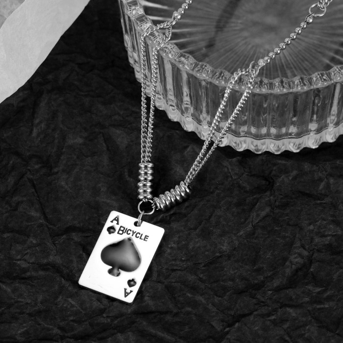 Japan and South Korea's New Retro Poker Pendant Clavicle Chain Fashion Titanium Steel Loving Lady Necklace Gb1781