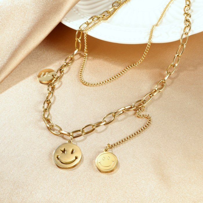 Ins Online Celebrity Chain Smiling Face Titanium Steel Necklace Women's Double-layer Round Brand Personality Jewelry Gb1713