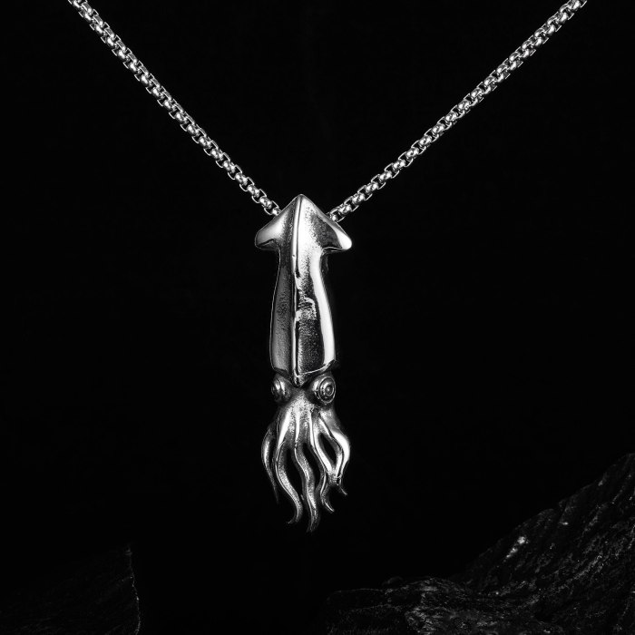 Han Version Fashion Eight-claw Fish Pendant Titanium Men's Necklace Gb1816