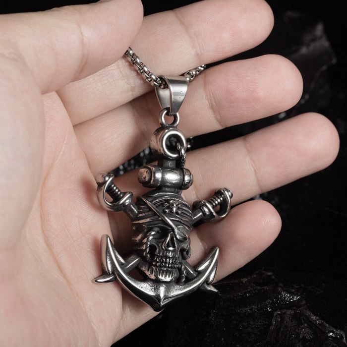 European and American Double Sword Pirate Titanium Steel Necklace Retro Halloween Skeleton Ghost Anchor Necklace Gb1828