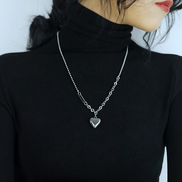 European Light Small Fragrance Peach Heart Titanium Steel Necklace Trend Good Luck Double Layer Sweater Chain Female GB1806