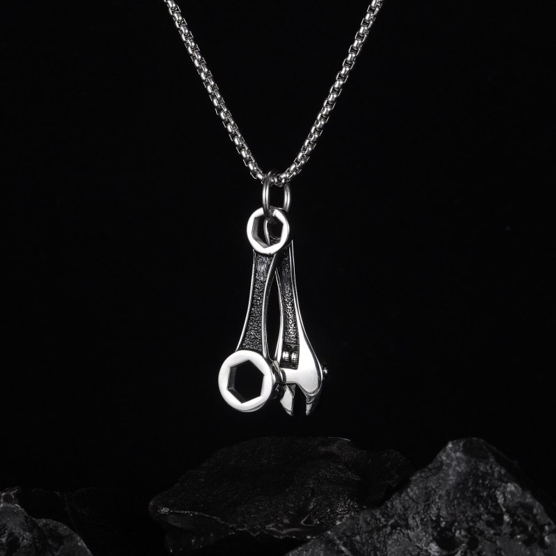 Fashionable Titanium Wrench Pendant Ornaments Simple Jumping DiBai Casting Necklace Gb1703