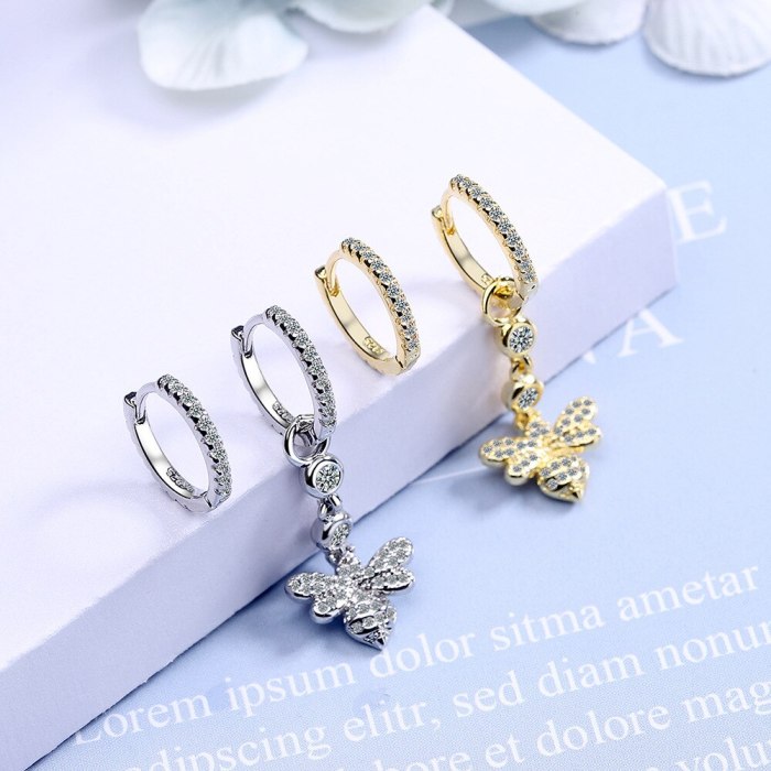 Asymmetric Earrings Female Korean Version of Small Fresh Diamond-encrusted Bee Cute Ear Buckle Sweet Animal Earrings XzEH575