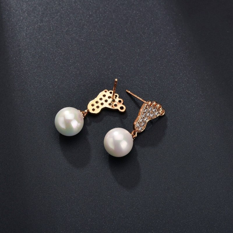 European and American Pearl Earrings Zircon Famous Korean Version Geometric Personality Stud Wholesale QxWE1278