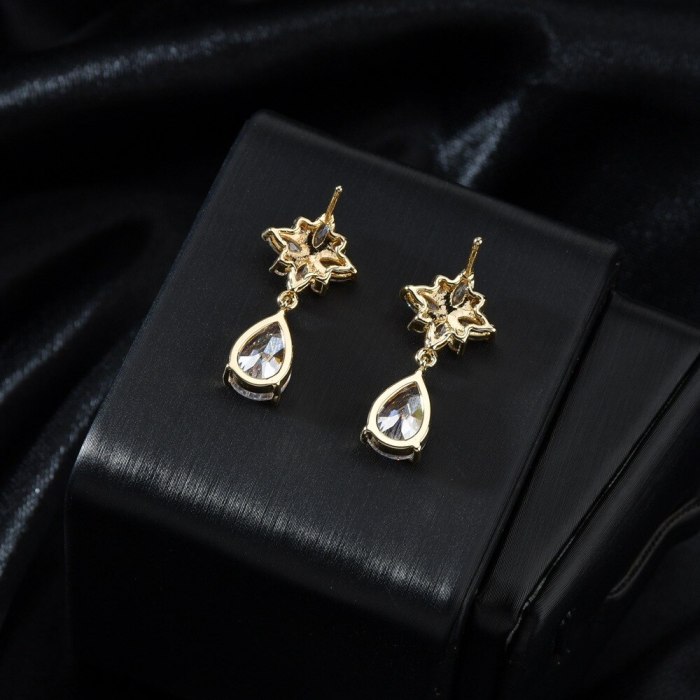 Personality Stud Earrings European Zircon Drop-shaped Copper Mosaic Korean Version of Simple Earrings Wholesale QxWE1390
