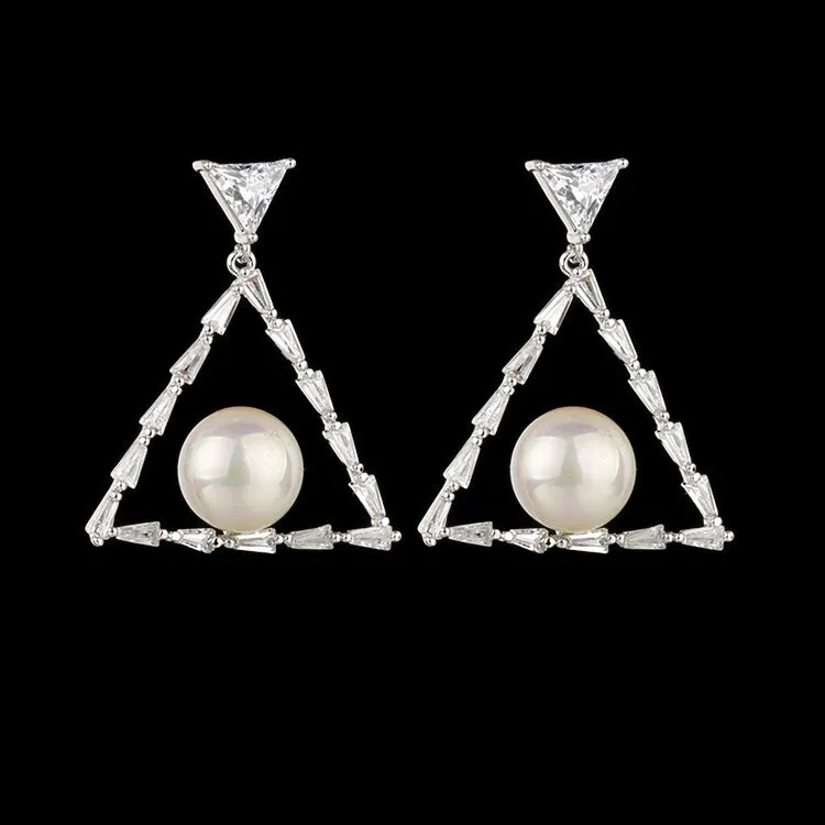 S925 Pure Silver Needle Pearl Zircon Inlaid Earrings Korean Version Exquisite Triangle Geometry Earrings Wholesale Qxwe1023