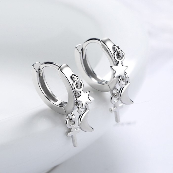 Small Star Moon Stud Earrings Female Korean Fashion Short Earrings XzEH580