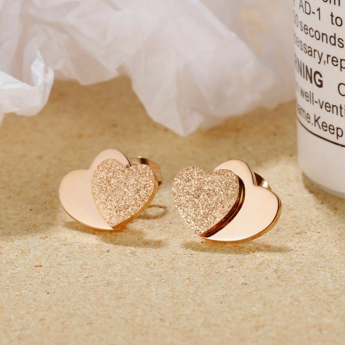 Japan and South Korea Fashion Simple Love Frosted Stud Earrings Earrings Female Jewelry Wholesale Gb646