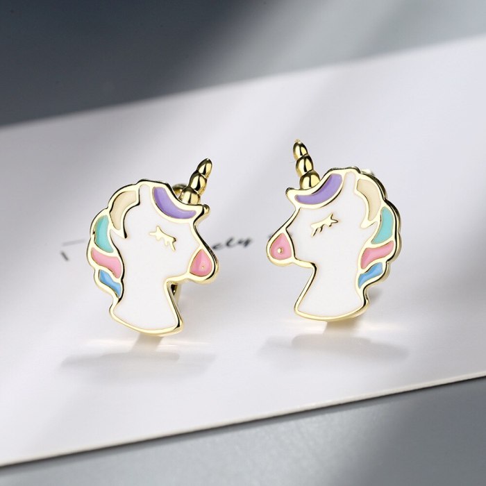 European and American Unicorn Earrings Temperament Female Ear Buckle Gutta Percha Fashion Personality Earrings Xzeh584