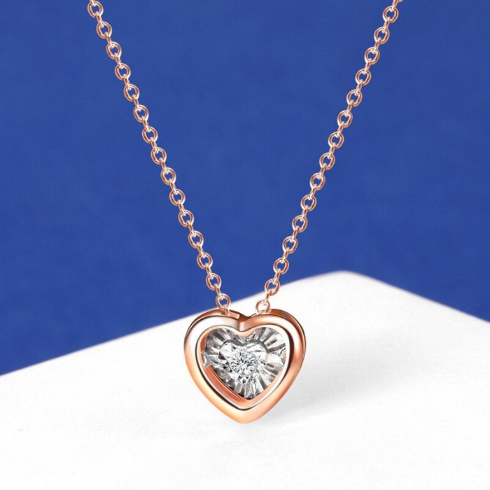 S925 Sterling Silver Zircon Necklace Female Heart-shaped Short Clavicle Chain Korean Simple Temperament Love Pendant MlA2173