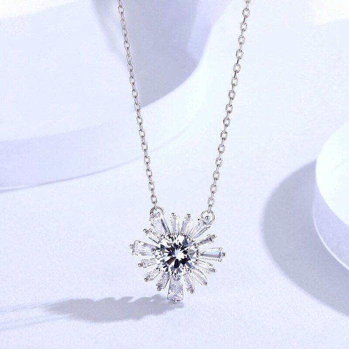 S925 Sterling Silver Korean Zircon Snowflake Necklace with Diamond for Women's Exquisite Clavicle Chain Pendant Mla2157