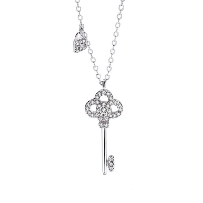 S925 Sterling Silver Jewelry Temperament Key Necklace Women's Korean Version Simple Pendant Key Lock Mla1892