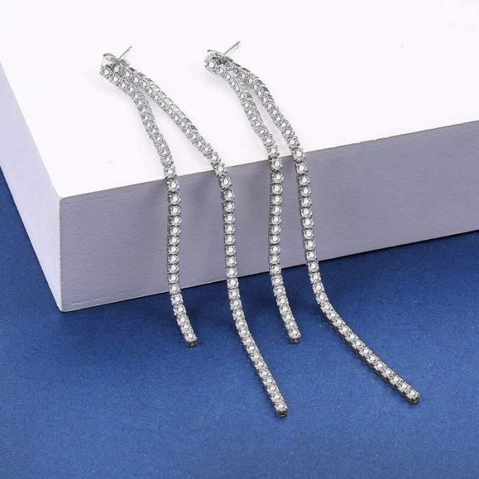 Korean Version of The New Jewelry Set Zircon Long Earrings S925 Pure Silver Studs Earrings Female MlE2197