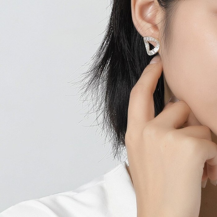 S925 Pure Silver Geometric Circle Earrings Female Minimalist Diamond Stud Earrings Jewelry Wholesale MlF2582