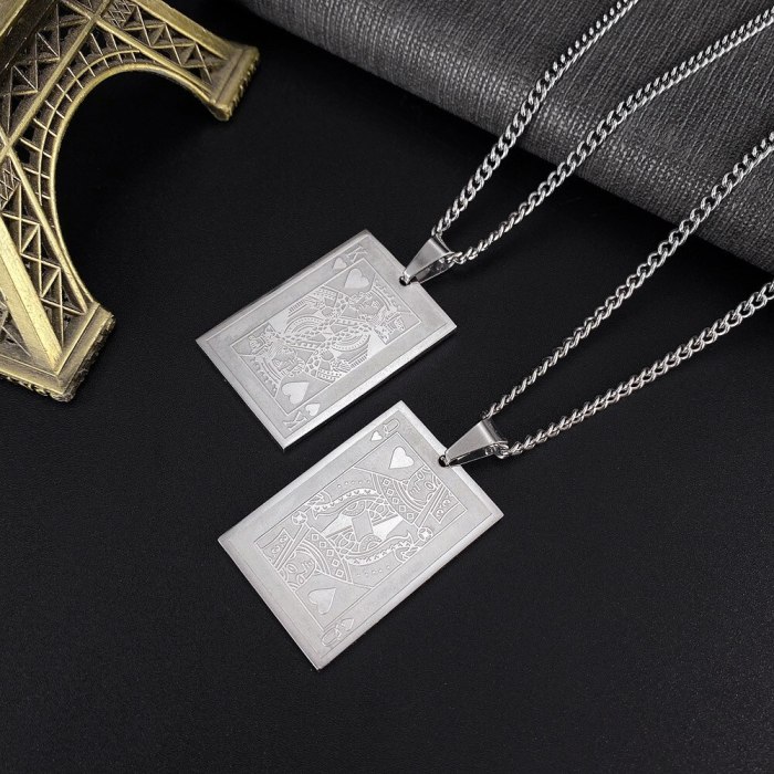 European and American Retro Trend Poker Pendant Men's Hip-hop Stainless Steel Design King Couple Necklace Gb1879