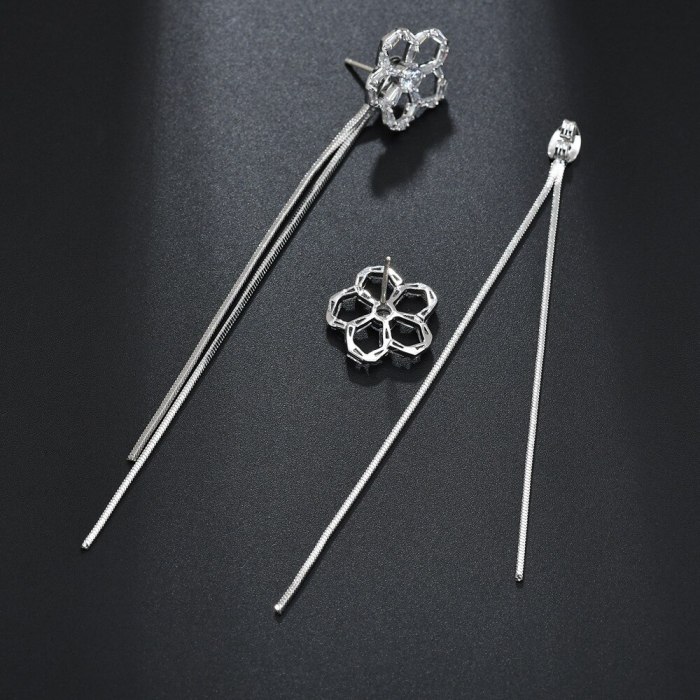 S925 Silver Needle Geometric Women's Little Daisy Little Fresh Earrings White Stud Earrings QxWE1157