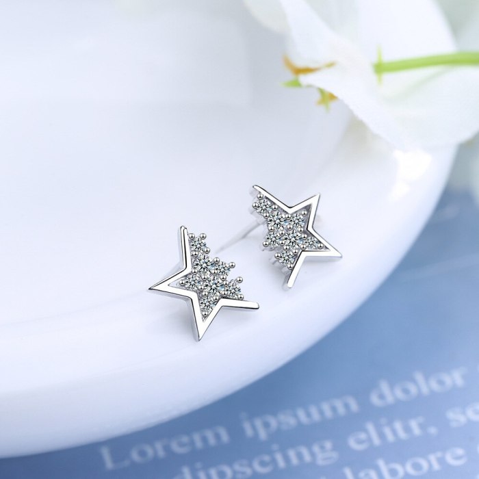 Diamond-studded Star Earrings Female Korean Style Simple Student Forest Ins Style Five-pointed Star Ear Jewelry XzED908