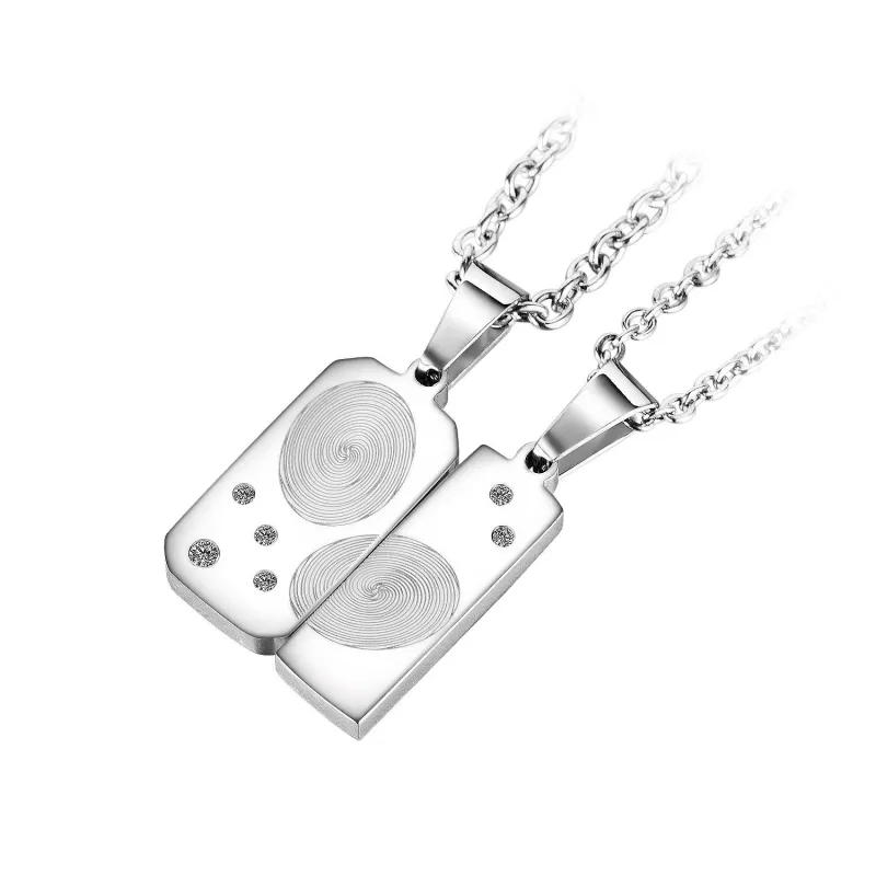 2021 New Japanese and Korean Niche Design Classic Light Luxury Versatile Stainless Steel Couple Necklace Gb1932