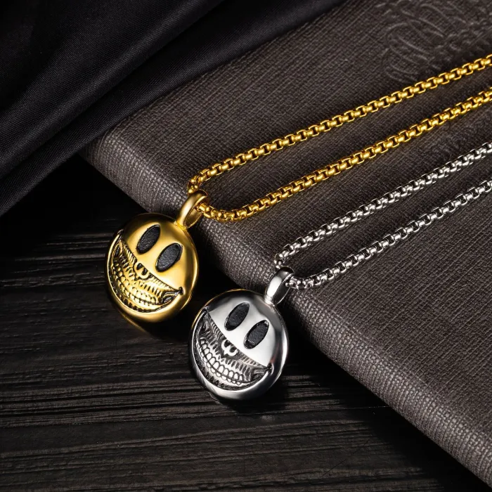 European and American Design Classic Trend Personality Smiley Skull Stainless Steel Necklace New Gb1945