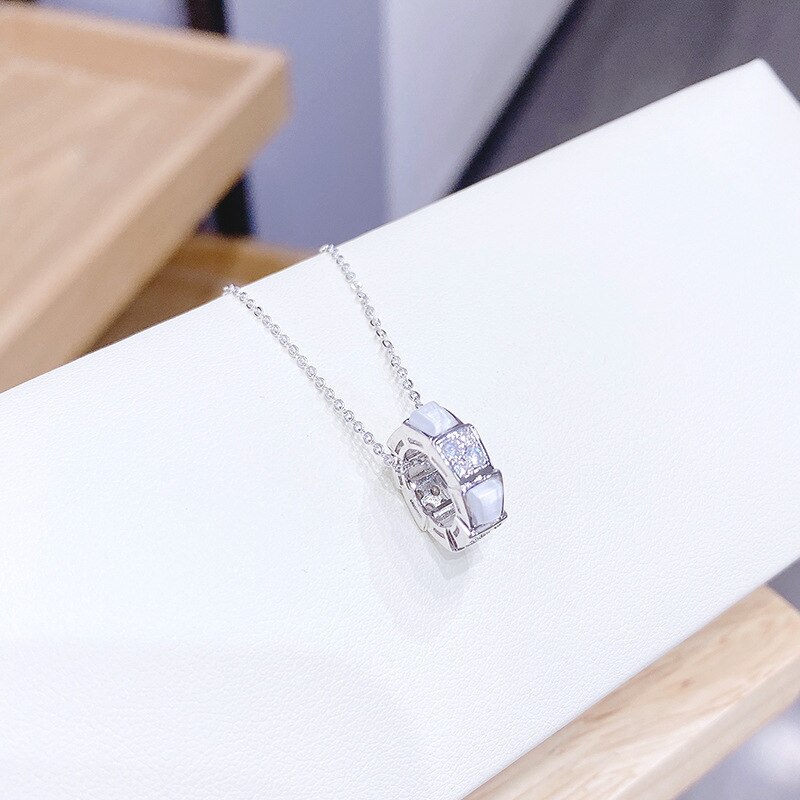 Korean Style Ring Cateye Necklace Women's Clavicle Chain Simple Zircon Necklace Popular Accessories yh212