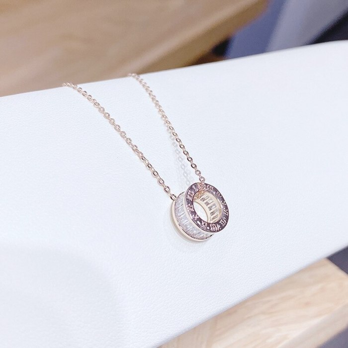 Korean Style Fashion Short Necklace Necklace Circle Inlaid Zircon Pendant Item Female Accessories hy393