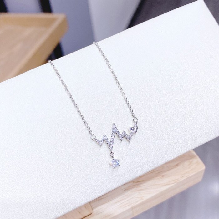 Pulsatile Heart Korean Pendant Necklace ECG Necklace Electroplated Real Gold Girls' Clavicle Chain Female Titanium Ornament
