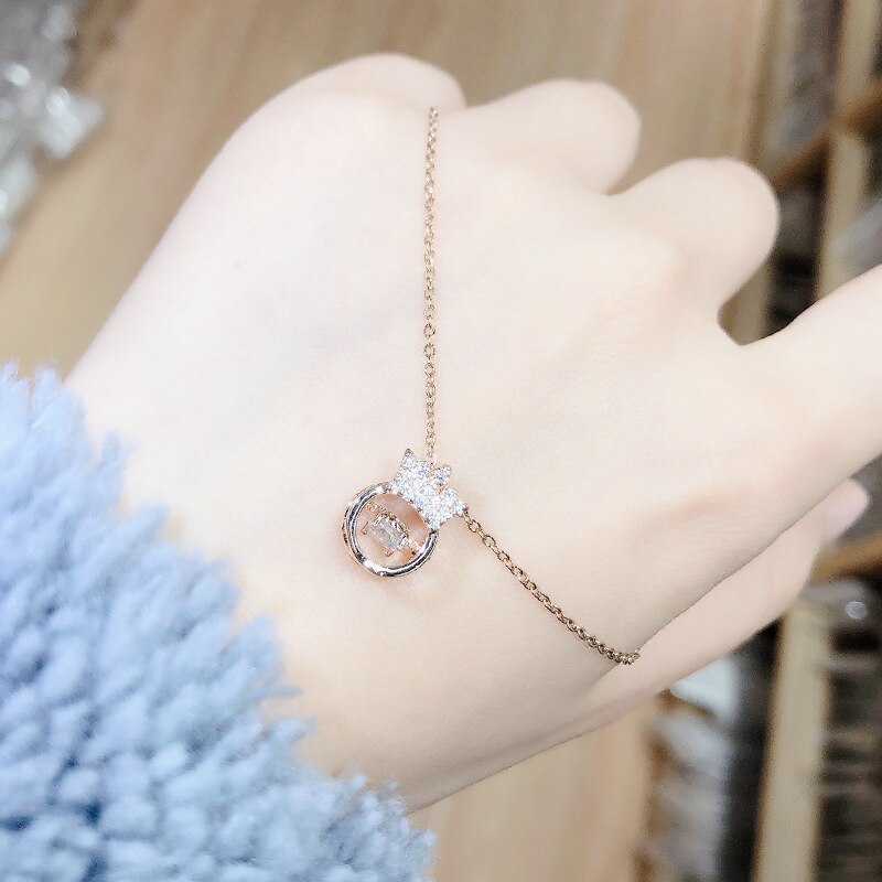 Micro Inlaid Zircon Crown Pendant Necklace Female 18K Rose Gold Clavicle Chain Jewelry Wholesale