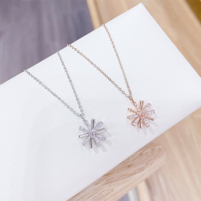 Korean Style Simple Elegant Fresh Windmill Clavicle Chain Necklace Snowflake Rotating Smart Necklace for Women