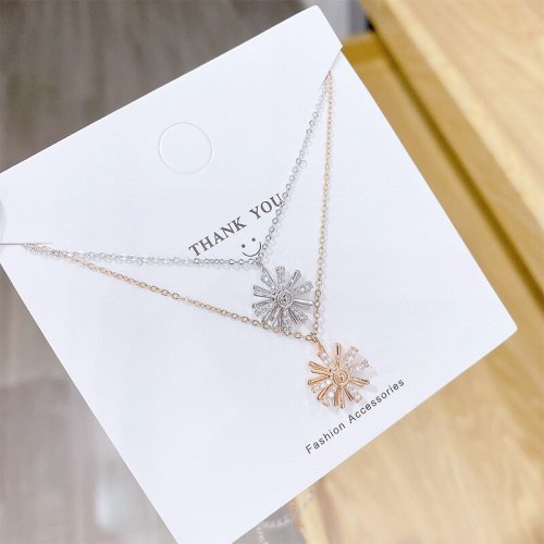 Korean Style Simple Elegant Fresh Windmill Clavicle Chain Necklace Snowflake Rotating Smart Necklace for Women