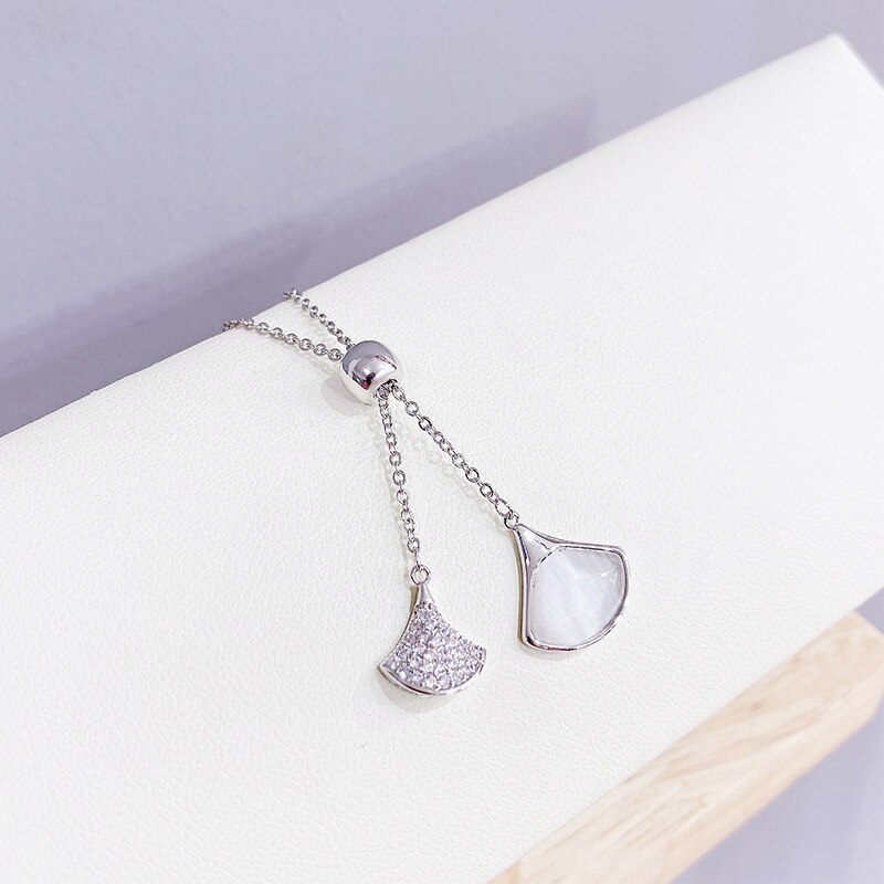 New Pull-out Full Diamond Opal Necklace Fan-Shaped Small Skirt Pendant Titanium Steel Necklace Ornament