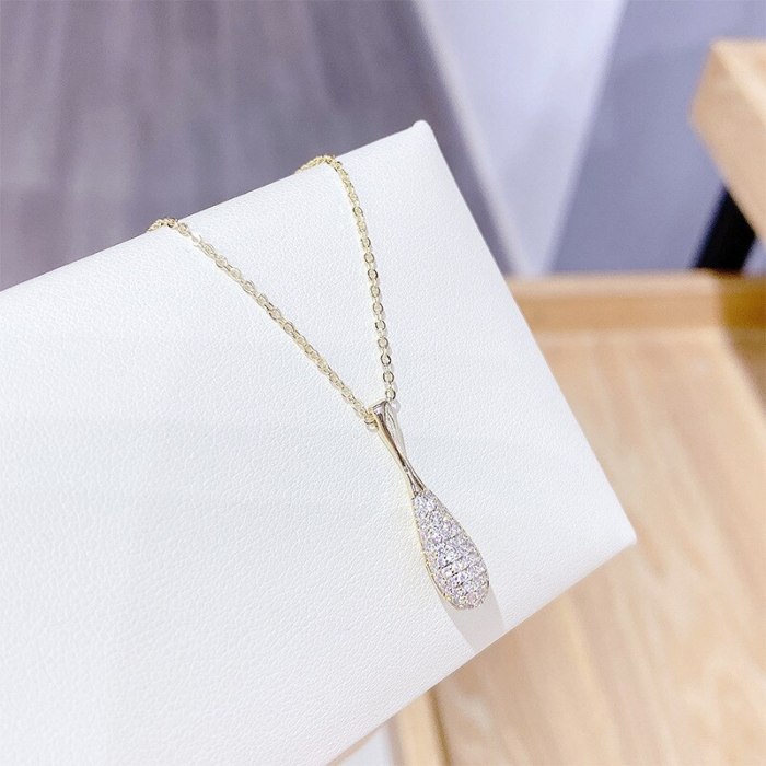 New Fashion Micro-Inlaid Full Diamond Water Drop Necklace Female Ins Style Personalized Clavicle Chain Pendant Female Jewelry