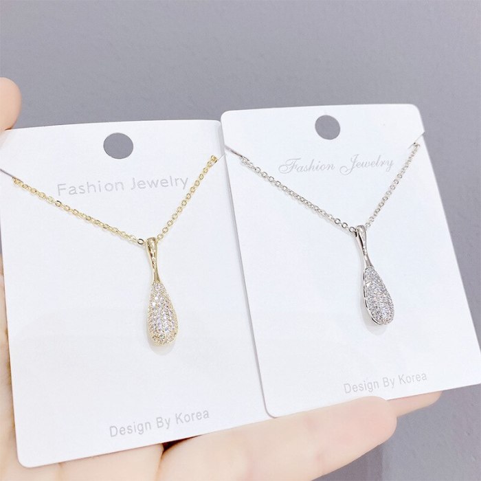 New Fashion Micro-Inlaid Full Diamond Water Drop Necklace Female Ins Style Personalized Clavicle Chain Pendant Female Jewelry