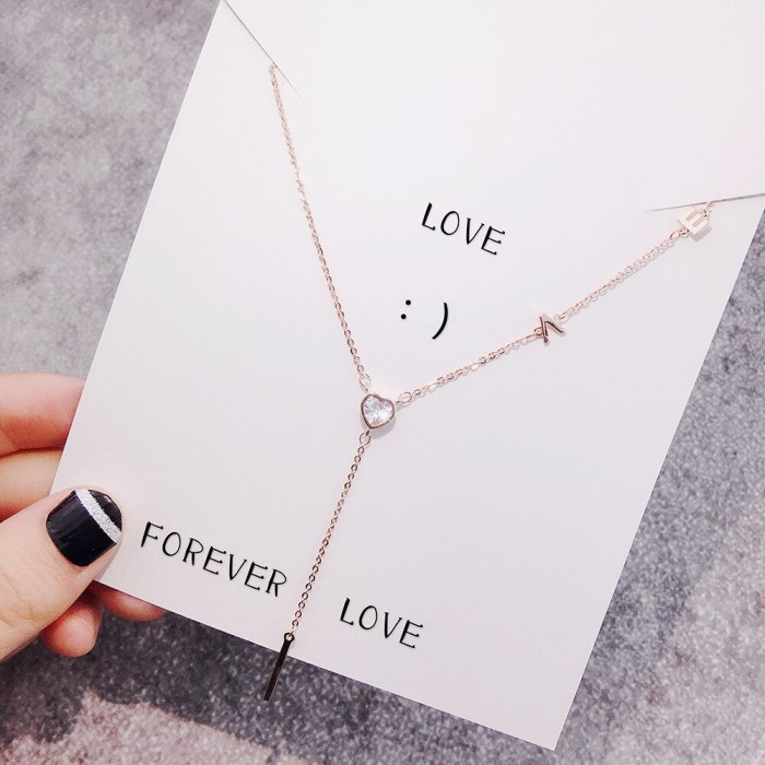 Love Letter Rose Gold Plated Necklace Korean Style New Clavicle Chain Pendant Love Micro Inlaid Zircon Girl Necklace Wholesale