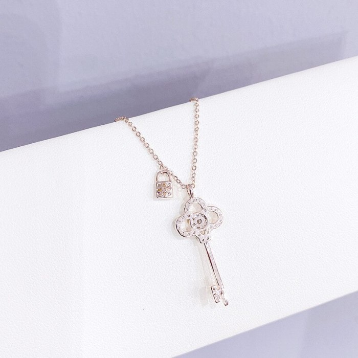 Creative All-Match Key Lock Women's Necklace Japanese and Korean New Clavicle Chain Pendant Necklace