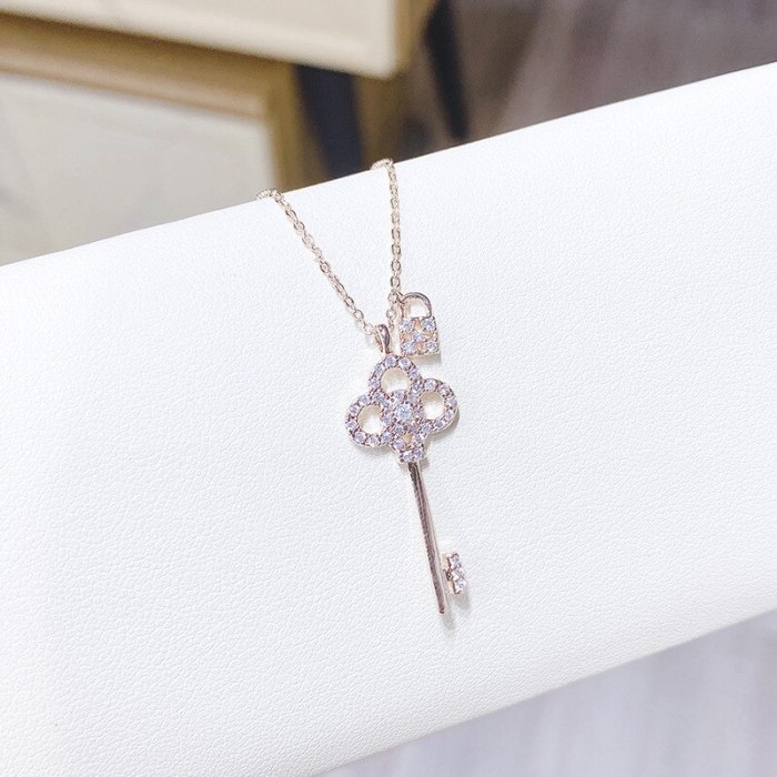 Creative All-Match Key Lock Women's Necklace Japanese and Korean New Clavicle Chain Pendant Necklace