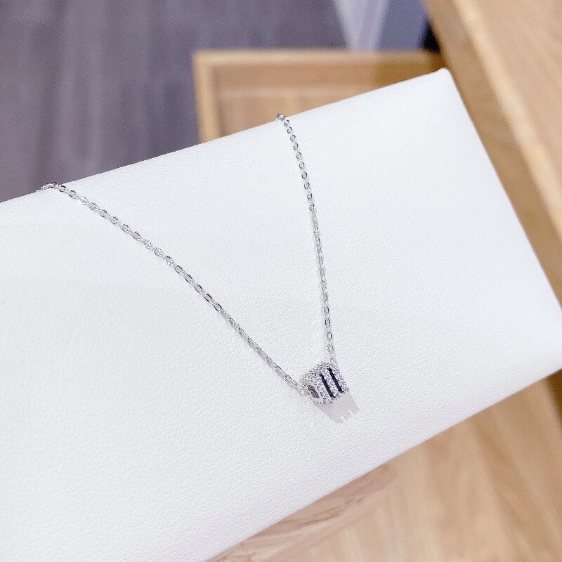 Small Sugar Cube Women's Diamond Necklace Japanese and Korean New Trendy Fresh Temperament Clavicle Chain Necklace