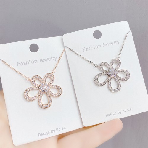 New Micro-Inlaid Full Diamond Clover Necklace SUNFLOWER Full Diamond Necklace Women's Elegant Fashion Clavicle Chain Pendant