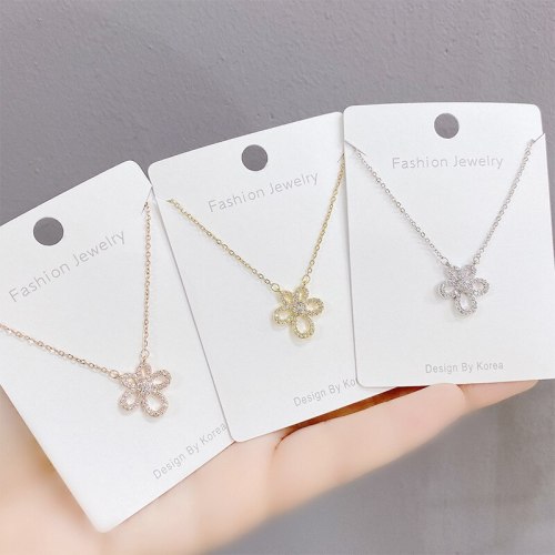 New Little Flower Diamond Necklace Clavicle Chain Female Fashion Ins Petal Pendant Ornament