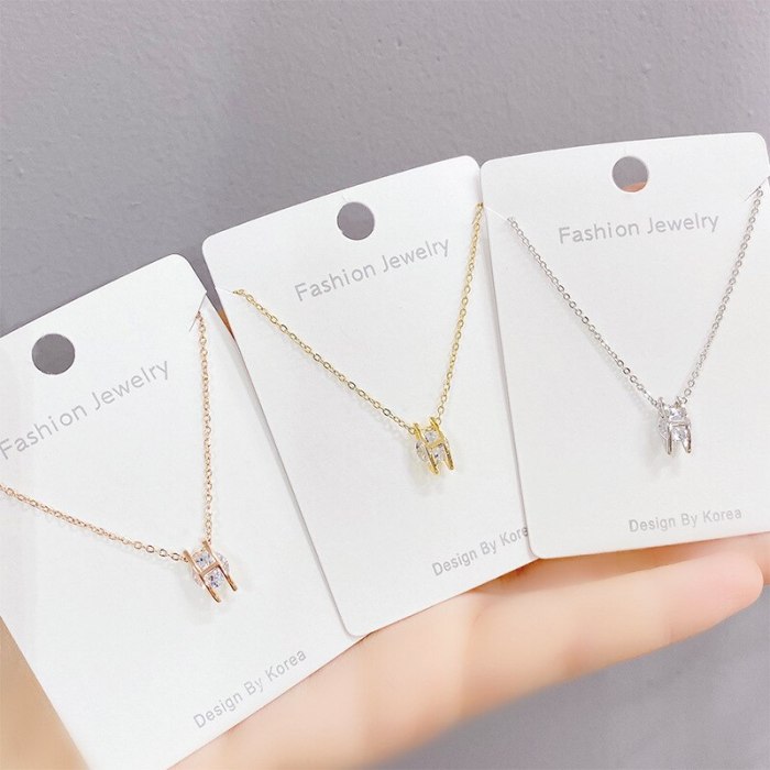 Light Luxury H Letter Necklace Women's Korean-Style Clavicle Chain Pendant Elegant Mori Fresh All-Match Simple Jewelry