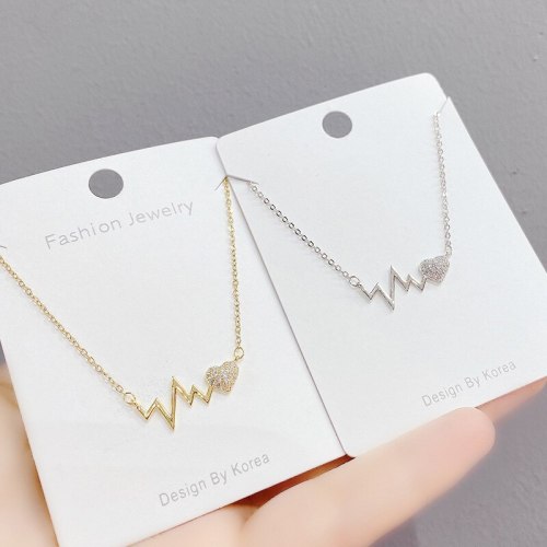 Heart-Shaped Necklace Female Peach Heart Clavicle Chain Pendant Gift Wavy Necklace Wholesale