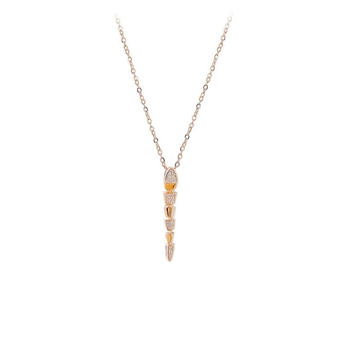 Fresh Summer Rectangular Diamond Necklace Women's Snake Bones Chain Pendant