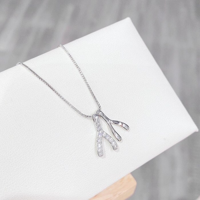 Korean Style Fashion Personalized Micro-Inlaid Full Diamond Wishing Bone Necklace Female Herringbone Pendant Jewelry Wholesale