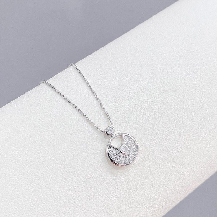 Korean Necklace Women's Simple Short Clavicle Chain Zircon Lucky Charm Pendant Necklace Student Jewelry