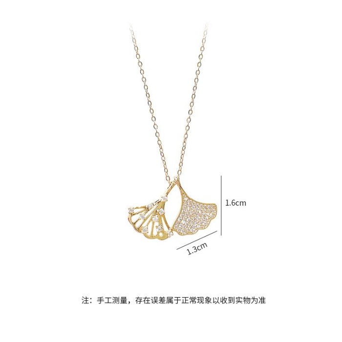 Ginkgo Leaf Shape Hollow Necklace Female Gold Fan Shape Hollow Clavicle Chain Pendant Ornament Wholesale