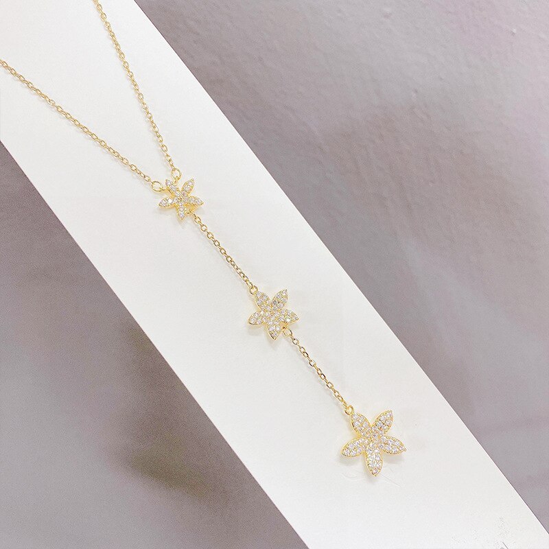 Korean Sweet Girl Heart Necklace Ornament Diamond Petal Clavicle Chain Zircon Flower Necklace Female Ornament