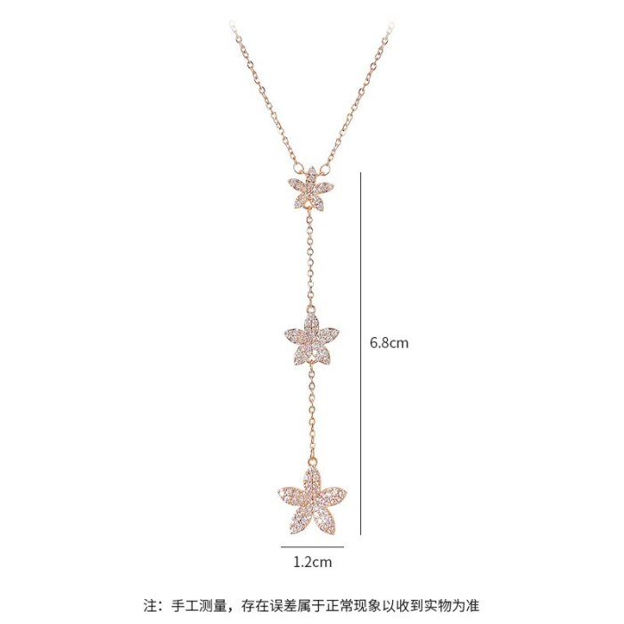 Korean Sweet Girl Heart Necklace Ornament Diamond Petal Clavicle Chain Zircon Flower Necklace Female Ornament