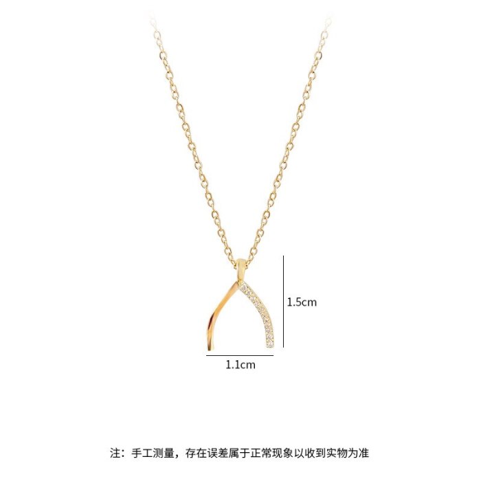 Geometric Herringbone Necklace Japanese and Korean Style Fashionable Elegant Light Luxury Women's Clavicle Chain Pendant